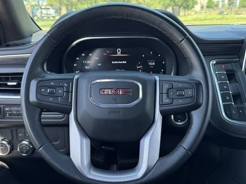 Certified 2024 GMC Yukon XL SLT RWD image 13