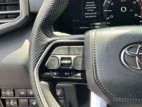 Used 2024 Toyota Sequoia Platinum AWD/4WD image 21