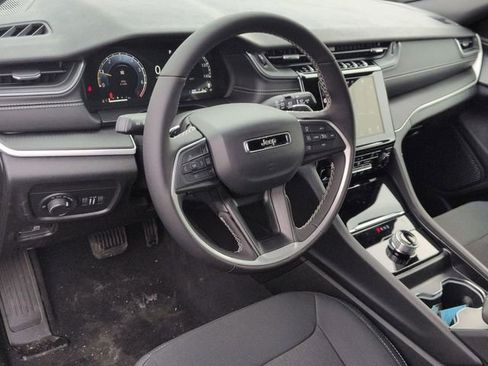 New 2026 Jeep Grand Cherokee Laredo X image 10