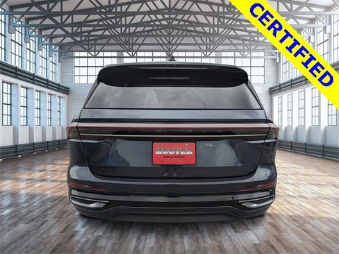 Used 2024 Lincoln Nautilus Reserve w/ Equipment Group 203A image 5