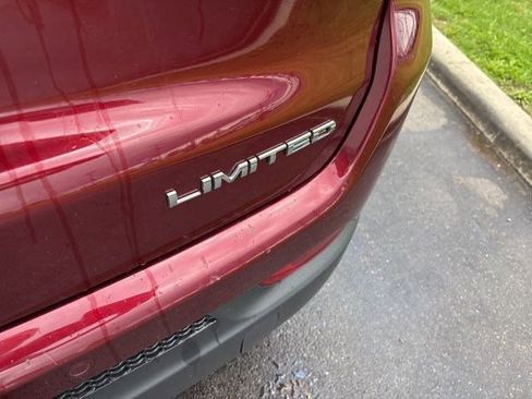 Used 2022 Jeep Compass Limited AWD/4WD image 46