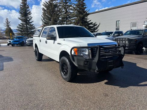 Used 2011 Ford F150 XLT w/ XLT Chrome Pkg image 8