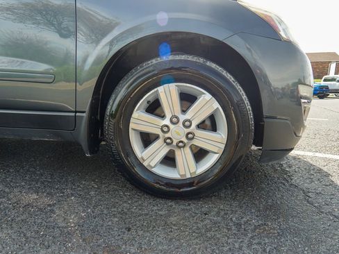 Used 2014 Chevrolet Traverse LT FWD image 11