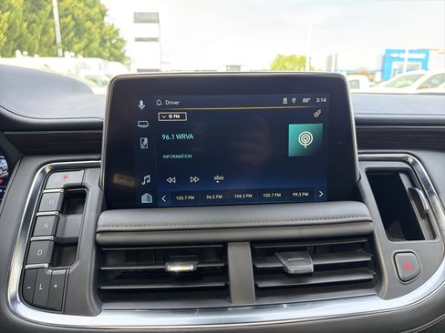 Used 2023 Chevrolet Tahoe High Country w/ Advanced Technology Package image 23