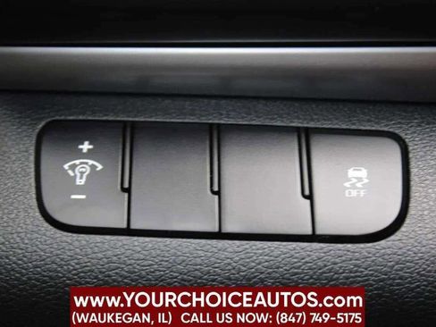 Used 2019 Hyundai Elantra SE w/ Cargo Package image 30