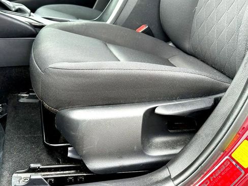 Used 2023 Toyota Corolla LE FWD image 12