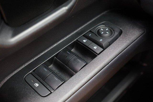 Used 2025 Toyota 4Runner SR5 AWD/4WD image 18