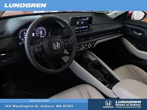 Used 2024 Honda Accord EX image 8