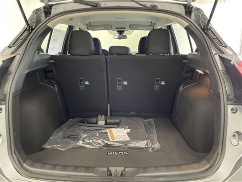 Certified 2025 Nissan Kicks Play S image 15