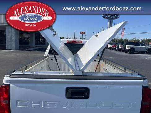 Used 2022 Chevrolet Colorado LT w/ Fleet Safety Package AWD/4WD image 7