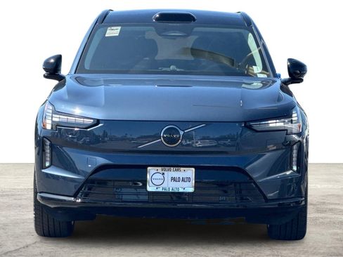 Used 2025 Volvo EX90 Ultra image 11