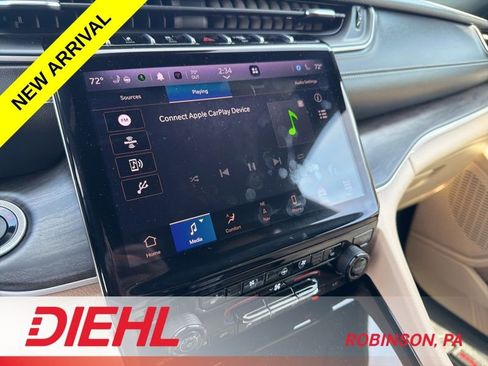 Used 2023 Jeep Grand Cherokee L Limited w/ Luxury Tech Group II AWD/4WD image 14