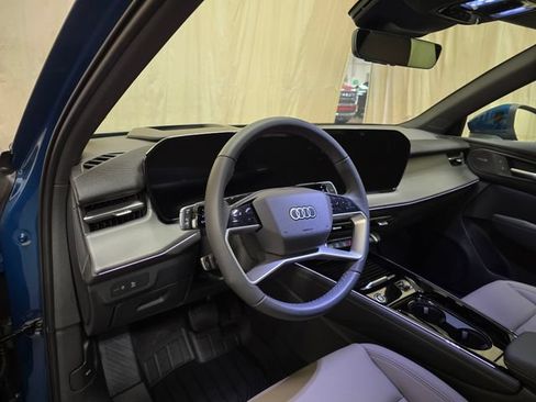 New 2026 Audi Q3 quattro 2.0T AWD/4WD image 15