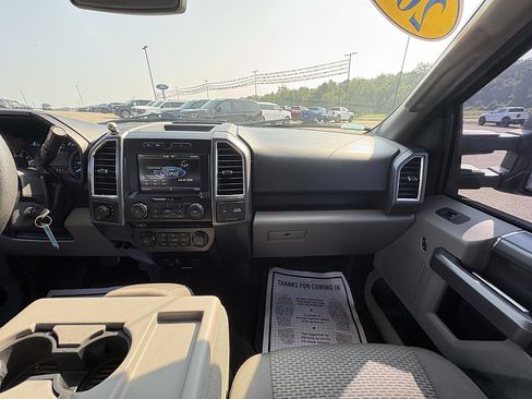 Used 2015 Ford F150 XLT w/ Equipment Group 302A Luxury AWD/4WD image 23