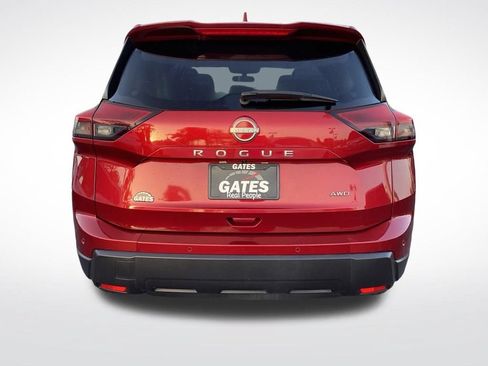 Used 2025 Nissan Rogue SV AWD/4WD image 8