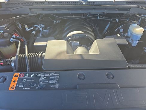 Used 2018 GMC Sierra 1500 SLT image 17