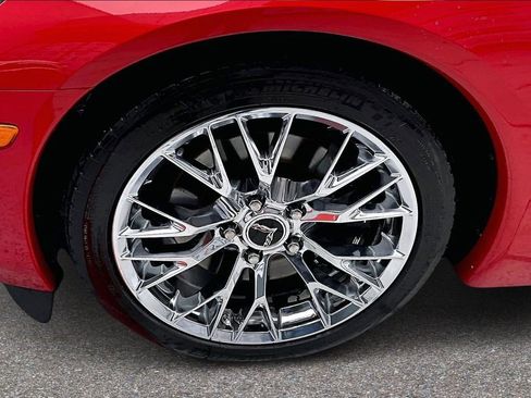 Used 2006 Chevrolet Corvette Coupe w/ Roof Package image 30