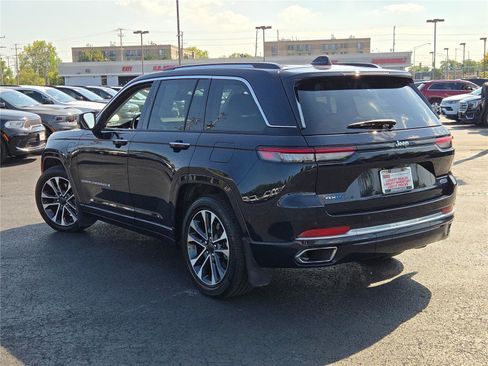 Used 2022 Jeep Grand Cherokee Overland w/ MOPAR Finishing Package image 16