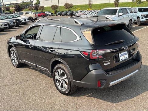 Used 2022 Subaru Outback Touring AWD/4WD image 14