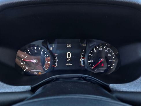 New 2023 Jeep Compass Latitude w/ Mopar Graphics Package image 18