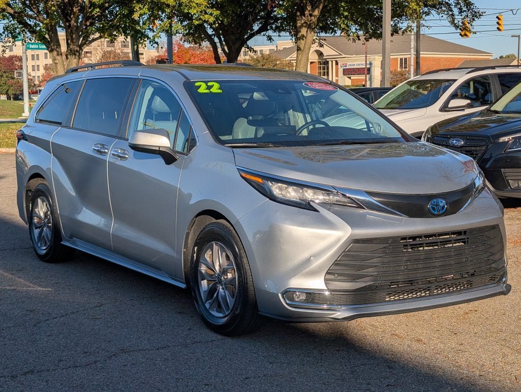 Certified 2022 Toyota Sienna XLE w/ XLE Plus Package FWD 360° Tour