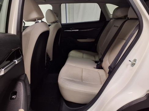 Used 2021 Kia Seltos EX image 26