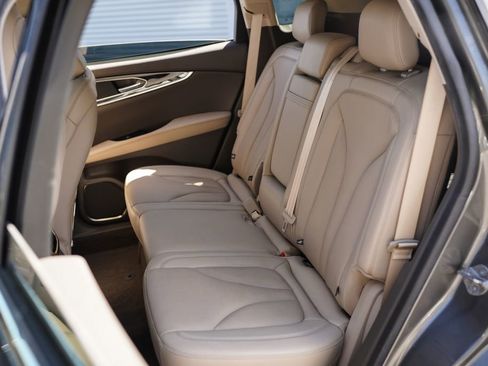 Used 2023 Lincoln Nautilus Reserve w/ Equipment Group 201A image 24