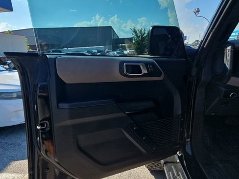 Used 2024 Ford Bronco Wildtrak AWD/4WD image 9