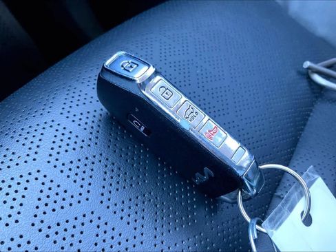 Used 2023 Kia Sorento SX image 14