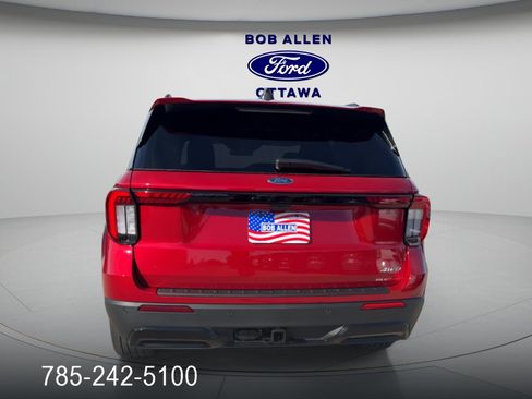 New 2026 Ford Explorer ST-Line w/ ST-Line Street Pack image 4