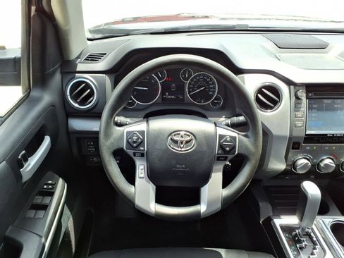 Used 2016 Toyota Tundra SR5 RWD image 14