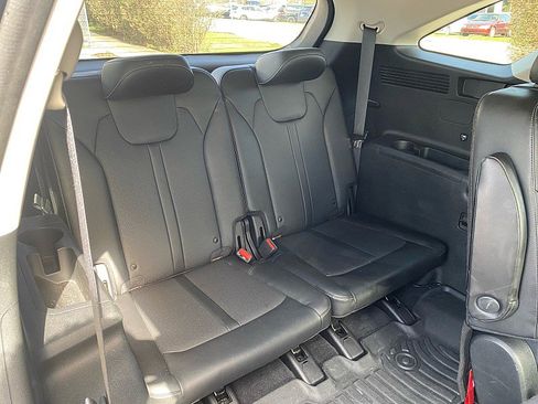 Used 2022 Kia Sorento EX w/ Panoramic Sunroof Package image 28