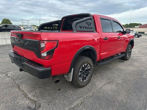 Used 2021 Nissan Titan PRO-4X w/ Pro-4x Convenience Package AWD/4WD image 4