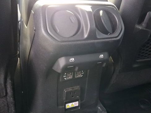 Used 2021 Jeep Wrangler Unlimited Rubicon w/ Trailer Tow Package image 11