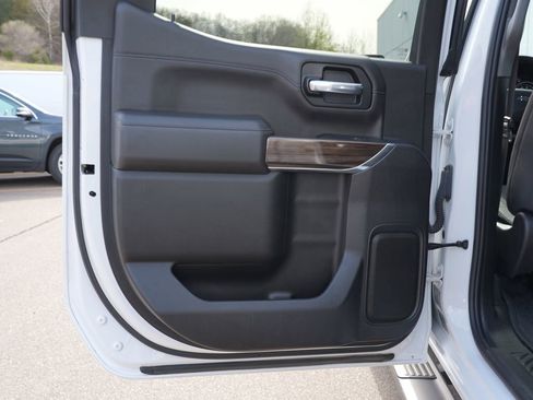 Used 2022 Chevrolet Silverado 1500 LT Trail Boss w/ Bed Protection Package AWD/4WD image 20