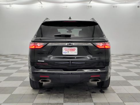 Used 2021 Chevrolet Traverse Premier w/ Redline Edition AWD/4WD image 9