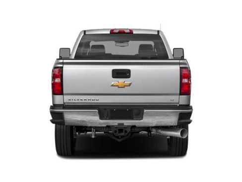 Used 2015 Chevrolet Silverado 2500 LT w/ LT Convenience Package image 5