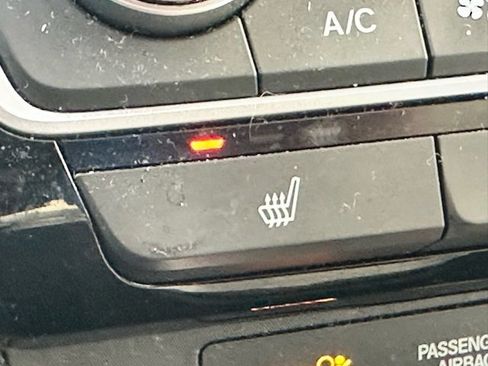 Used 2020 Honda Insight Touring image 13