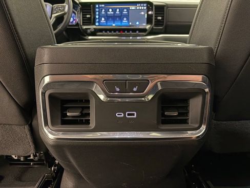 Used 2023 Chevrolet Silverado 1500 LTZ AWD/4WD image 43