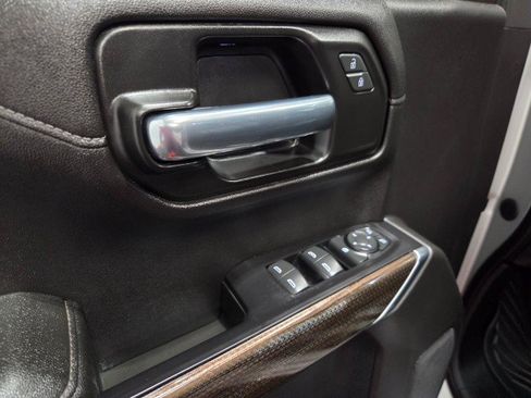 Used 2020 Chevrolet Silverado 1500 LT w/ Texas Edition AWD/4WD image 33