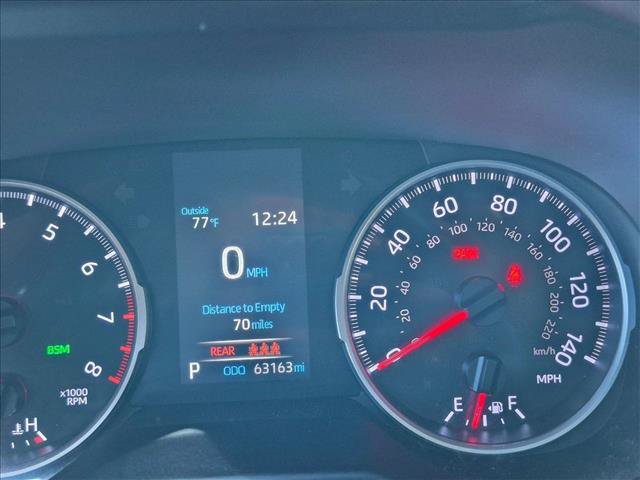 Used 2021 Toyota RAV4 XLE w/ Convenience Package FWD image 11