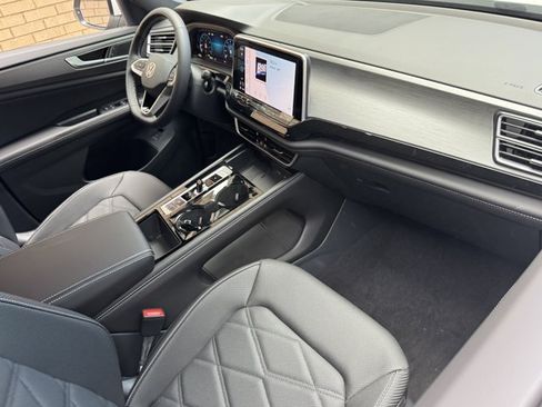 New 2026 Volkswagen Atlas Cross Sport SE AWD/4WD image 15