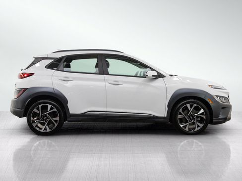 Used 2023 Hyundai Kona Limited AWD/4WD image 7