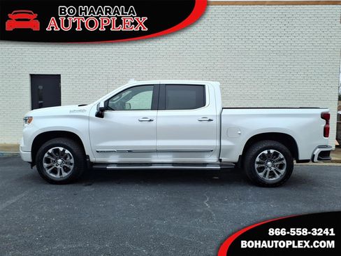 Used 2025 Chevrolet Silverado 1500 High Country image 1