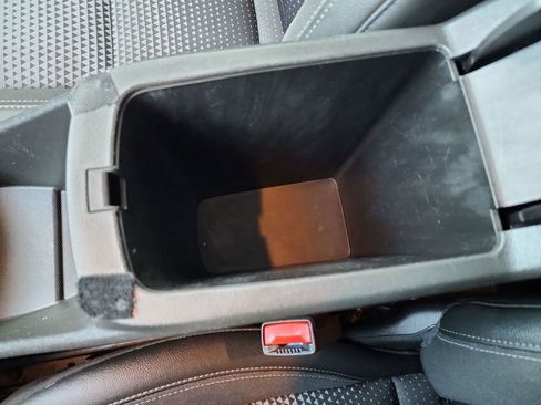 Used 2024 Chevrolet Trax LT w/ Driver Confidence Package image 32