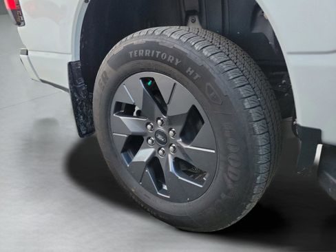 Used 2024 Ford F150 Lightning Flash image 16