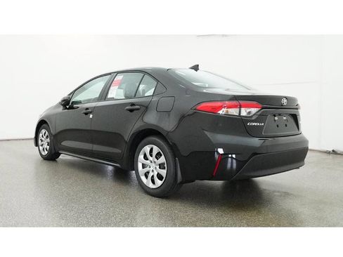 New 2026 Toyota Corolla LE FWD image 28