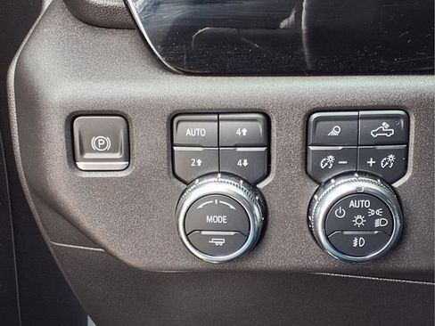 Used 2024 GMC Sierra 1500 SLT w/ SLT Premium Plus Package image 15