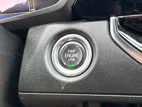Used 2023 Chevrolet Colorado Trail Boss w/ Technology Package AWD/4WD image 31