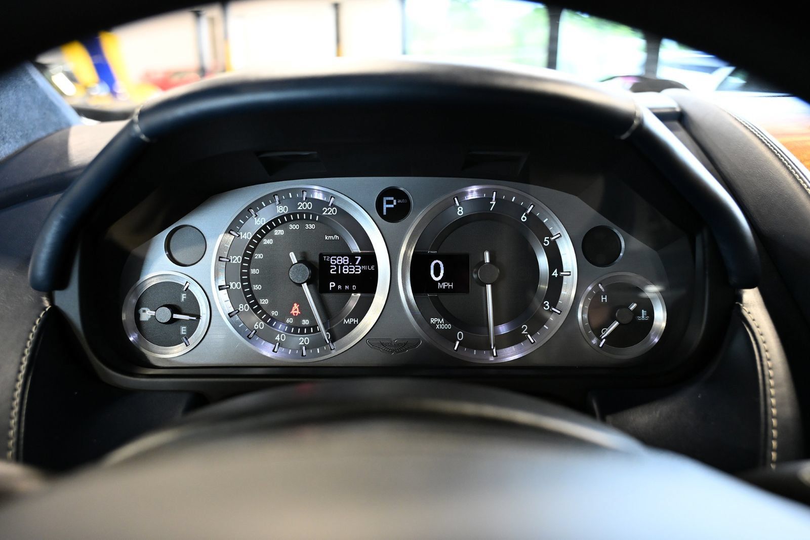 Used 2009 Aston Martin DB9 Coupe RWD image 27